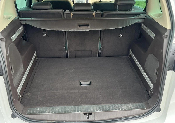 Opel Zafira cena 29900 przebieg: 318000, rok produkcji 2013 z Rzeszów małe 37